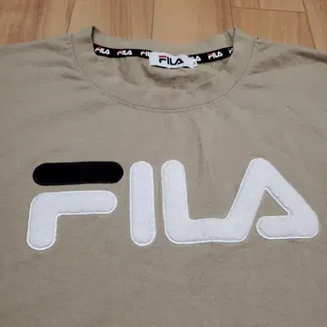 FILA 휠라 사가라 자수 로고 사이드 슬릿 T셔츠