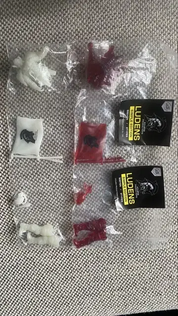 LUDENS 캐릭터 피규어 세트