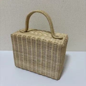 유나이티드 애로우즈 라탄 스퀘어 미니 백