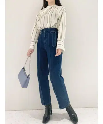 택 포함 Lilybrown 릴리 브라운 CP 스티치 하이라이즈 데님