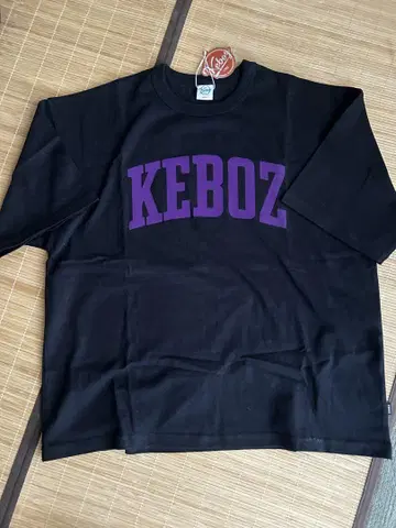 케보즈 Keboz 티셔츠 S 사이즈 택 포함 새상품