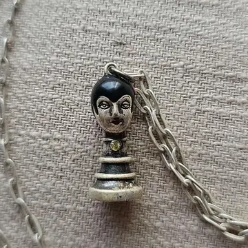 ANNA SUI 아나돌 목걸이