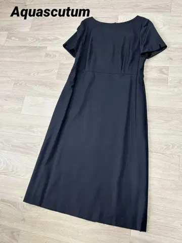 Aquascutum 아쿠아스큐텀 원피스