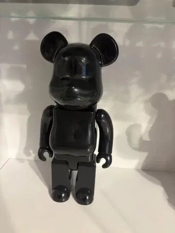 베어브릭 블랙 400%