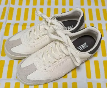 ZARA 화이트/그레이 로우컷 스니커즈 37 24cm