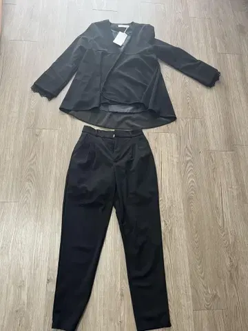 블랙 팬츠 셋업