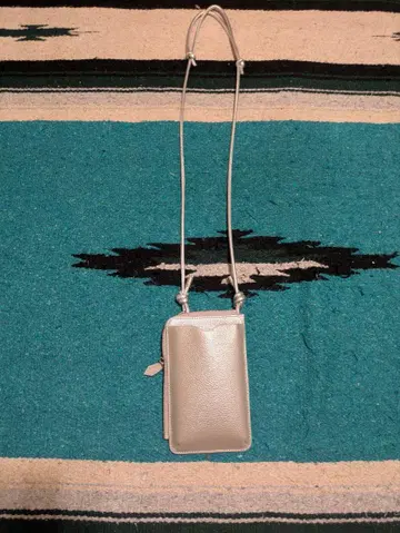 실버 천연 가죽 숄더백