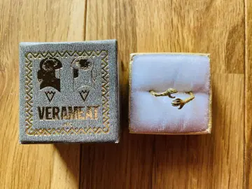 VERAMEAT 미스터리 허그링