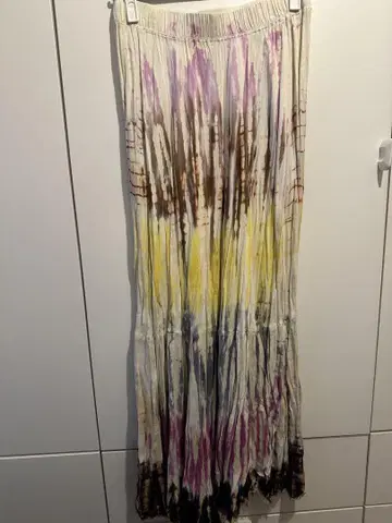 Raquel Allegra 라쿠엘 알레그라 론 헤르만 타이다이 스커트