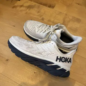 클리프톤 7 (27.0cm) HOKA ONE ONE 러닝화