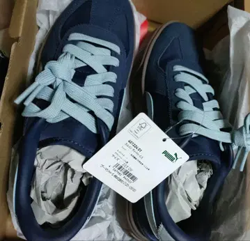 익명 배송 아베 료헤이 착용 모델 23.5cm PUMA 스니커즈