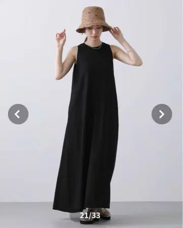 그레디 브릴리언트 블랙 아메슬리 슬리브리스 롱 원피스