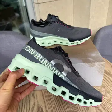 ON Cloudmonster 2 러닝화