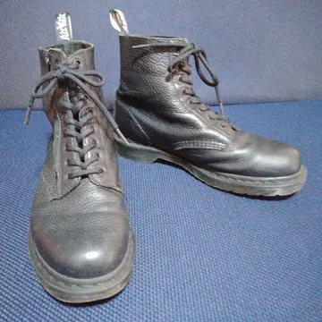 Dr. Martens 1460 Pascal WZ 블랙