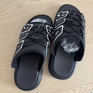 블랙 AIR 로고 샌들