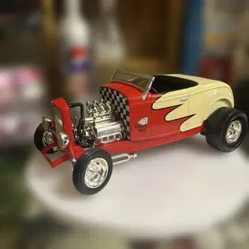 Hot Wheels Daredevil 미니카 빨간색/크림