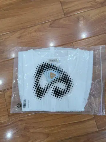 COYSEIO 한국 화이트 프릴 반팔 상의