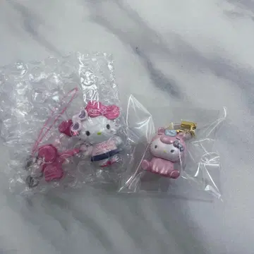 [ 24시간 이내 익명 배송 ] 산리오 시크릿 스트랩 키티