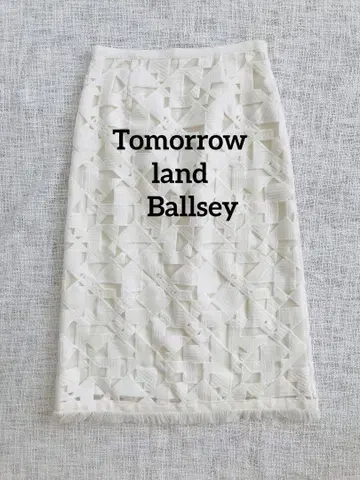 TOMORROWLAND ballsey 화이트 타이트 스커트 새상품급