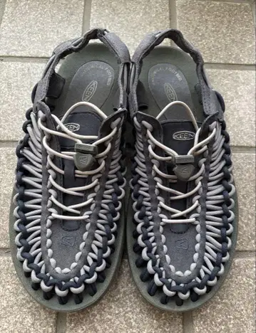 KEEN UNEEK 샌들 26cm