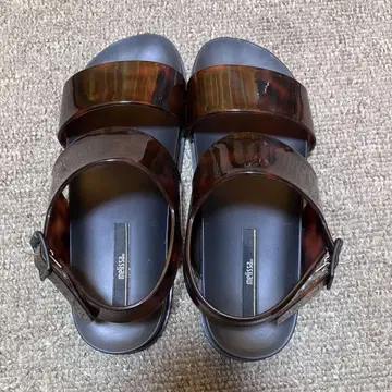 Melissa 샌들
