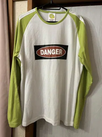 hide DANGER 프린트 긴팔 티셔츠 사이즈 4