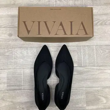 미사용 VIVAIA 25 스틸레토 V컷 플랫슈즈 블랙