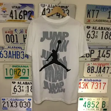 미사용 새상품 AIR JORDAN 로고 티셔츠 사이즈 L
