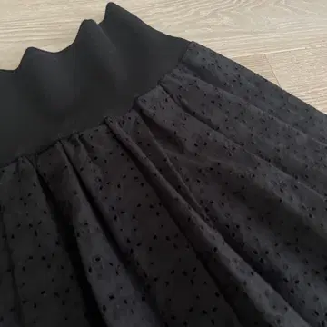새상품급 Agnes b 아녜스 블랙 레이스 플레어 스커트 클리닝 완료