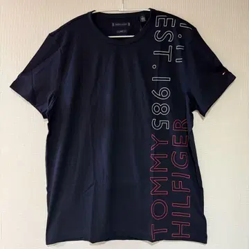 [새상품] 타미힐피거 네이비 XXXL 슬림 핏 티셔츠