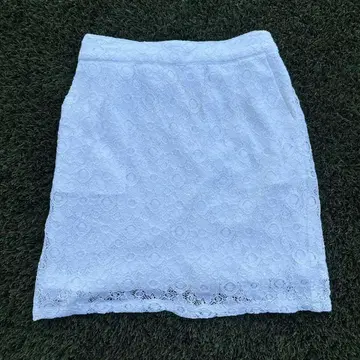 화이트 레이스 타이트 스커트
