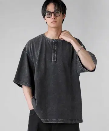 EPIC 빈티지 가공 반팔 헨리넥 티셔츠 블랙 계열 M