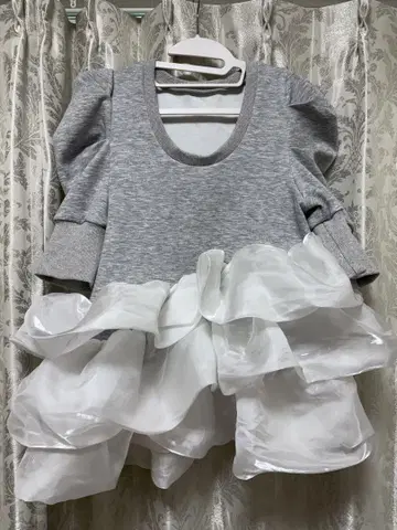 벌룬 프릴 도킹 상의