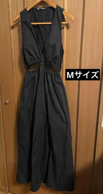 [ M 사이즈 ] ZARA 개버딘 미디 원피스 컷 아웃 디테일