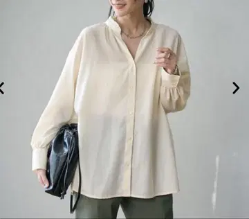 폴리에스테르 보일 백 셔링 스키퍼 블라우스 CREAM
