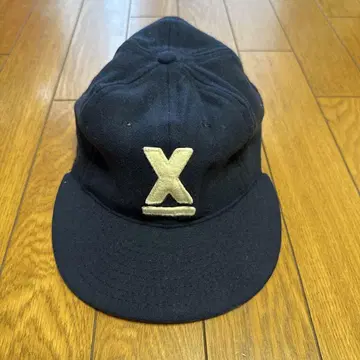 X GIRL 네이비 X 로고 캡