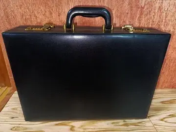 새상품 설명서 포함 블랙 골드 브리프케이스 비즈니스 백 아타셰케이스