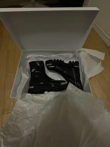 PETER DO combat boots