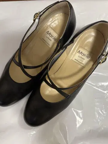 28. 마리 팜 펌프스 23cm 블랙