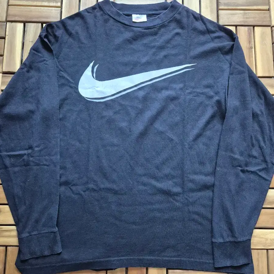 nike long sleeve double swoosh