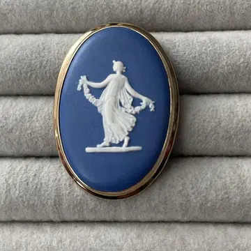 WEDGWOOD 브로치