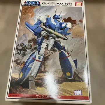 VF-1J 발키리 맥스 타입 1/72