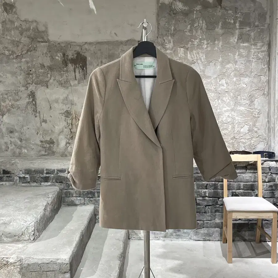 【OJOS】Strap Trimming Pattern Jacket Off White OFF-WHITE™️ | 오프화이트 Ojos Strap Trimming Pattern Jacket