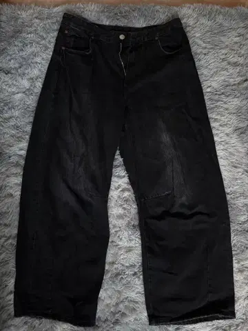 ZARA 블랙 배기 데님