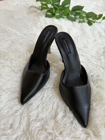 ESPERANZA 블랙 스틸레토 뮬 22.5cm