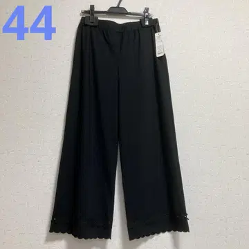 슈퍼뷰티 44 2025 봄/여름 카탈로그 게재 와이드 팬츠