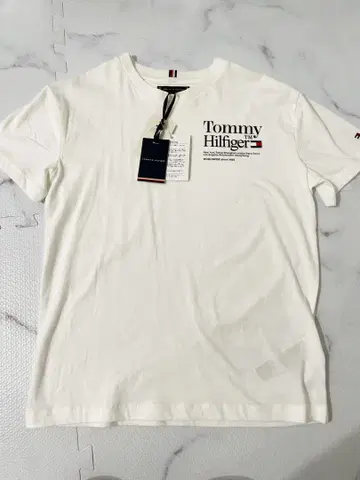 Tommy Hilfiger 화이트 반팔 티셔츠