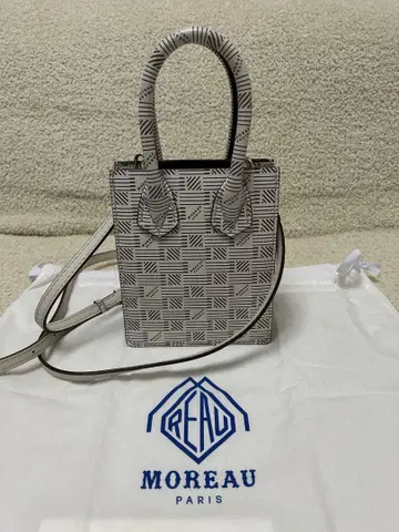 MOREAU PARIS SUITE MIN (XS) 스위트