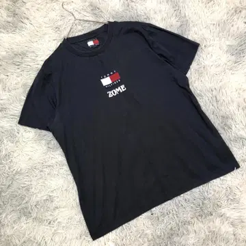 TOMMY HILFIGER [L] 백 프린트 티셔츠/ZOME 콜라보