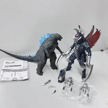 S.H.MonsterArts 가이강 Hottoys 고질라